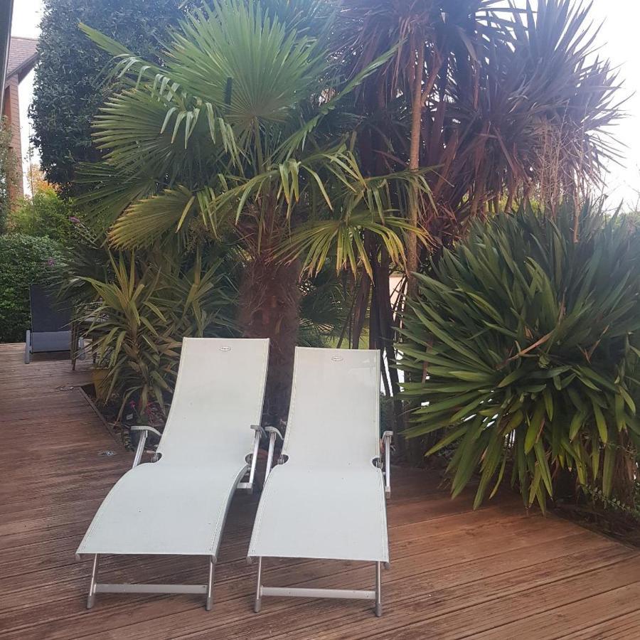 Grande Chambre Entre Caen Et La Mer Chambre Terrasse Jardin Et Piscine Mathieu Bagian luar foto